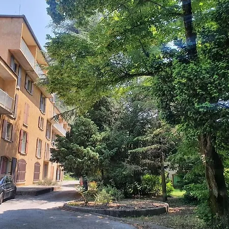 アパート Vue Montagne *